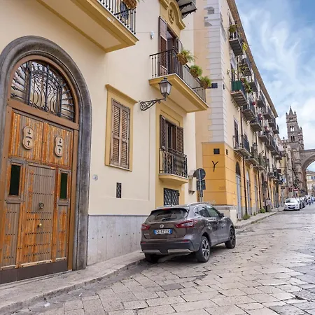 Behind The Cathedral Apartment Palermo